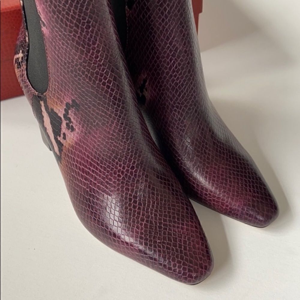 NEW Donald J. Pliner Leather Snakeskin Boots - Picture 4 of 8